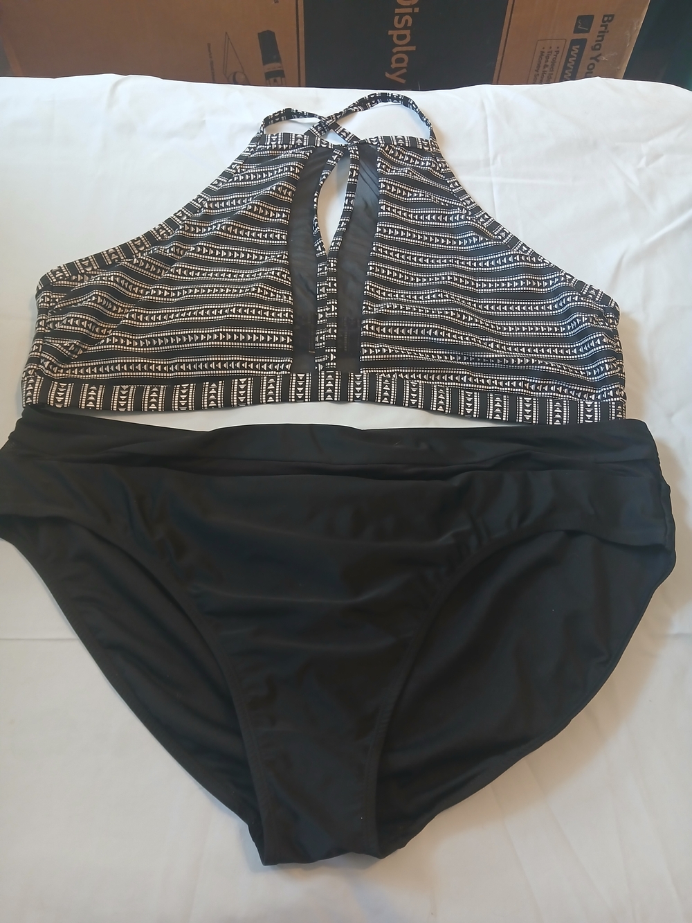 Time and Tru Black and White High Neck Patterned Tankini Set